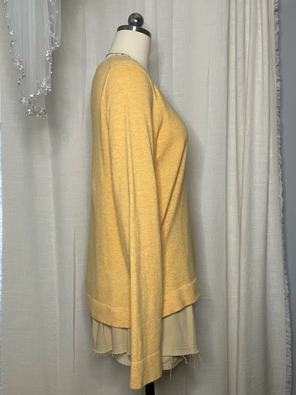 💛J. Crew Teddie - Yellow Crew Neck Sweater Size M